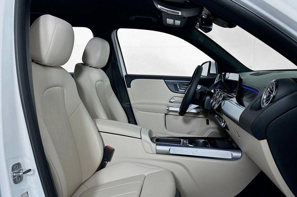 new 2025 Mercedes-Benz GLB 250 car, priced at $47,145