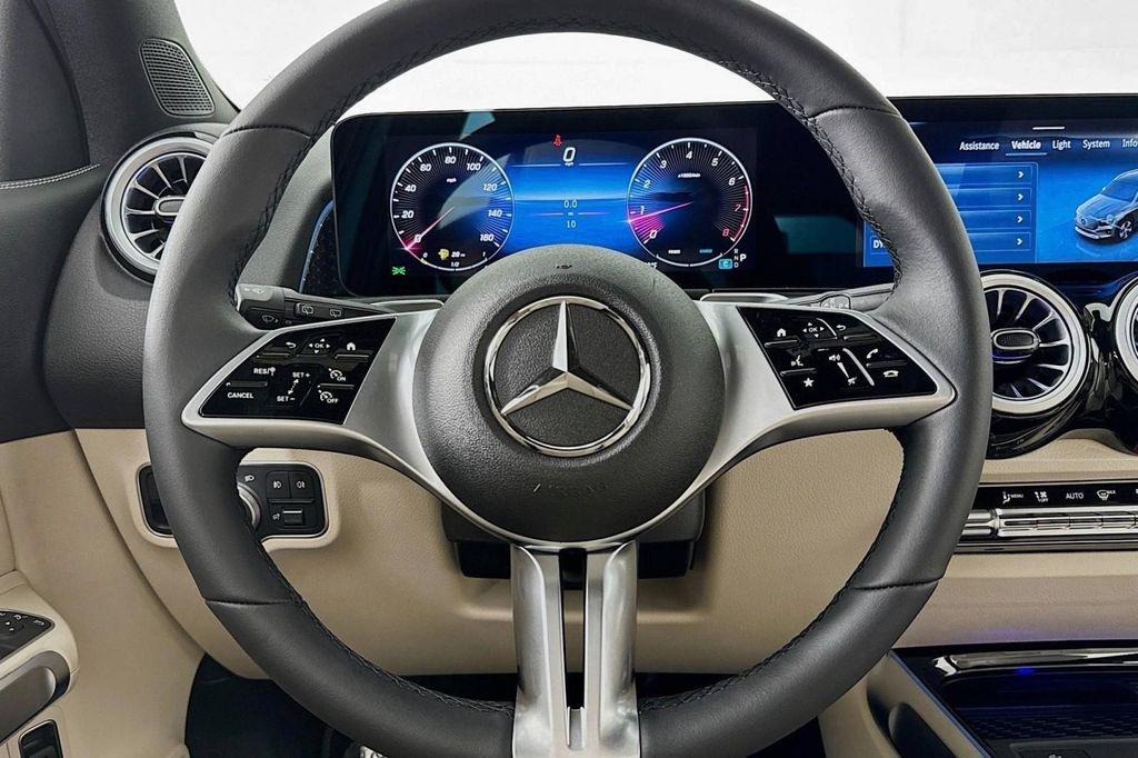 new 2025 Mercedes-Benz GLB 250 car, priced at $47,145
