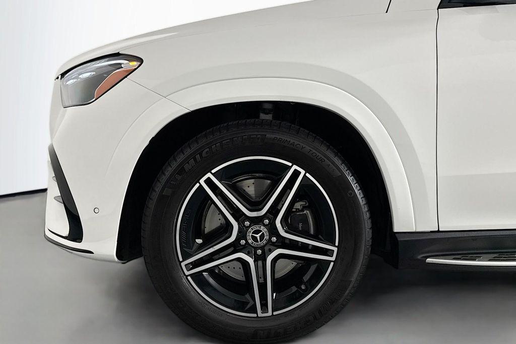 used 2025 Mercedes-Benz GLE 450 car, priced at $70,983
