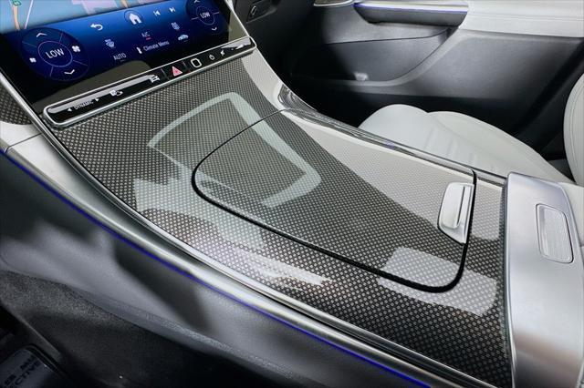 new 2025 Mercedes-Benz GLC 300 car, priced at $60,985