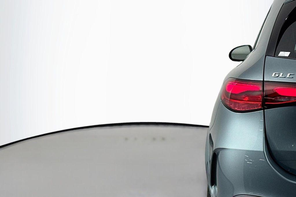 new 2025 Mercedes-Benz GLC 300 car, priced at $60,985