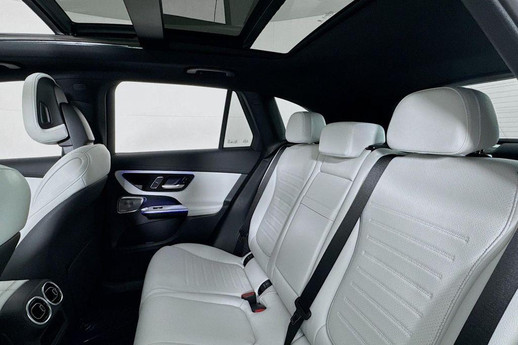 new 2025 Mercedes-Benz GLC 300 car, priced at $60,985