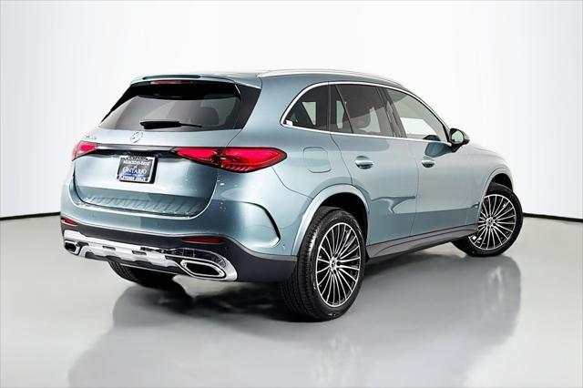 new 2025 Mercedes-Benz GLC 300 car, priced at $60,985
