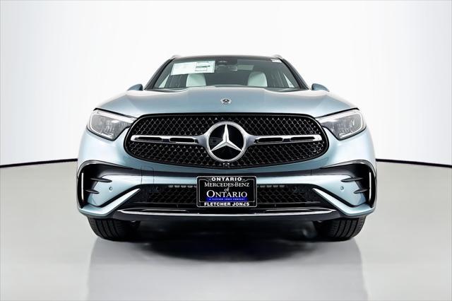 new 2025 Mercedes-Benz GLC 300 car, priced at $60,985