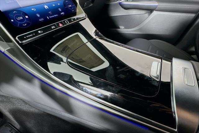 new 2025 Mercedes-Benz GLC 300 car, priced at $59,605