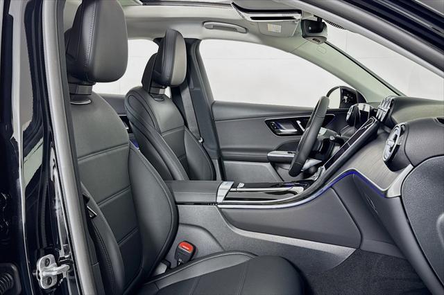 new 2025 Mercedes-Benz GLC 300 car, priced at $61,945