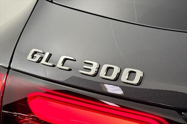 new 2025 Mercedes-Benz GLC 300 car, priced at $59,870