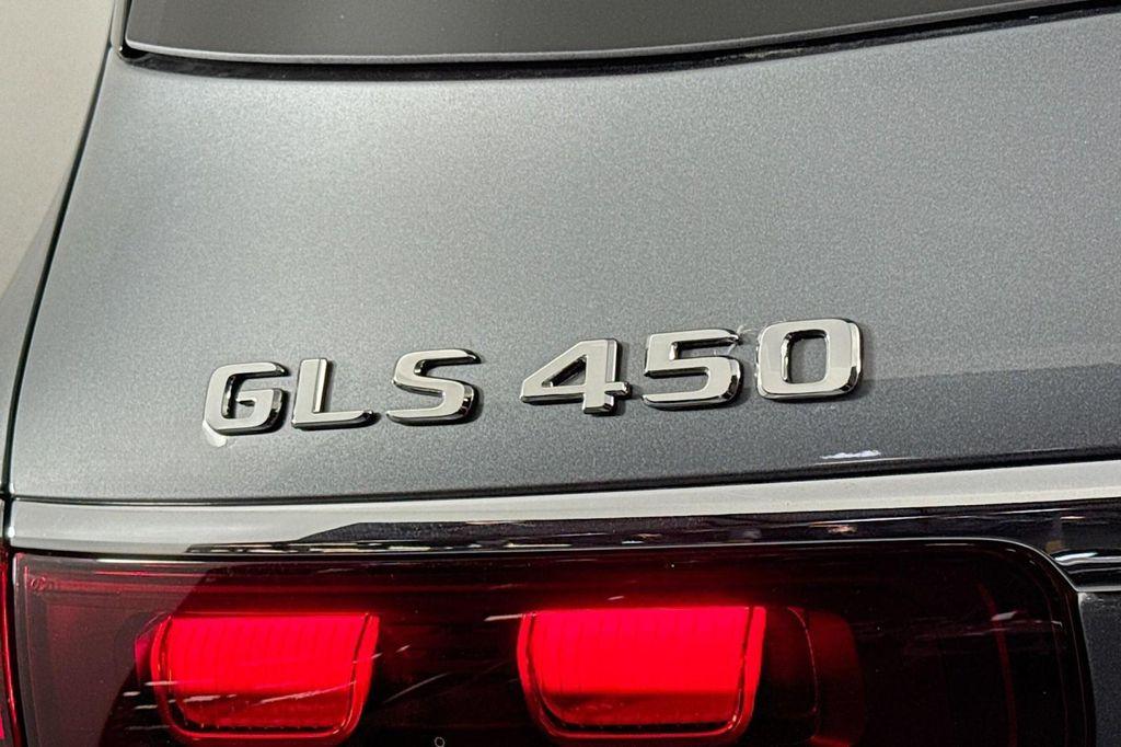 new 2025 Mercedes-Benz GLS 450 car, priced at $95,145