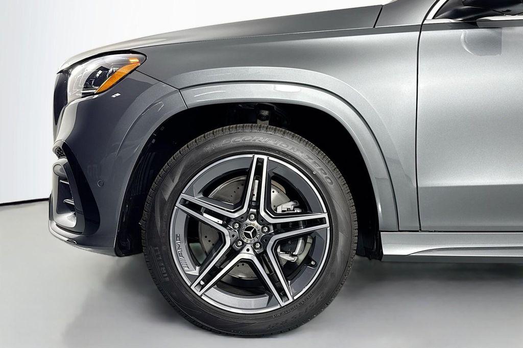 new 2025 Mercedes-Benz GLS 450 car, priced at $95,145