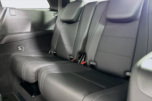 new 2025 Mercedes-Benz GLS 450 car, priced at $95,145