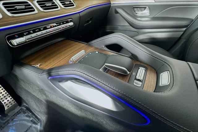 new 2025 Mercedes-Benz GLS 450 car, priced at $95,145