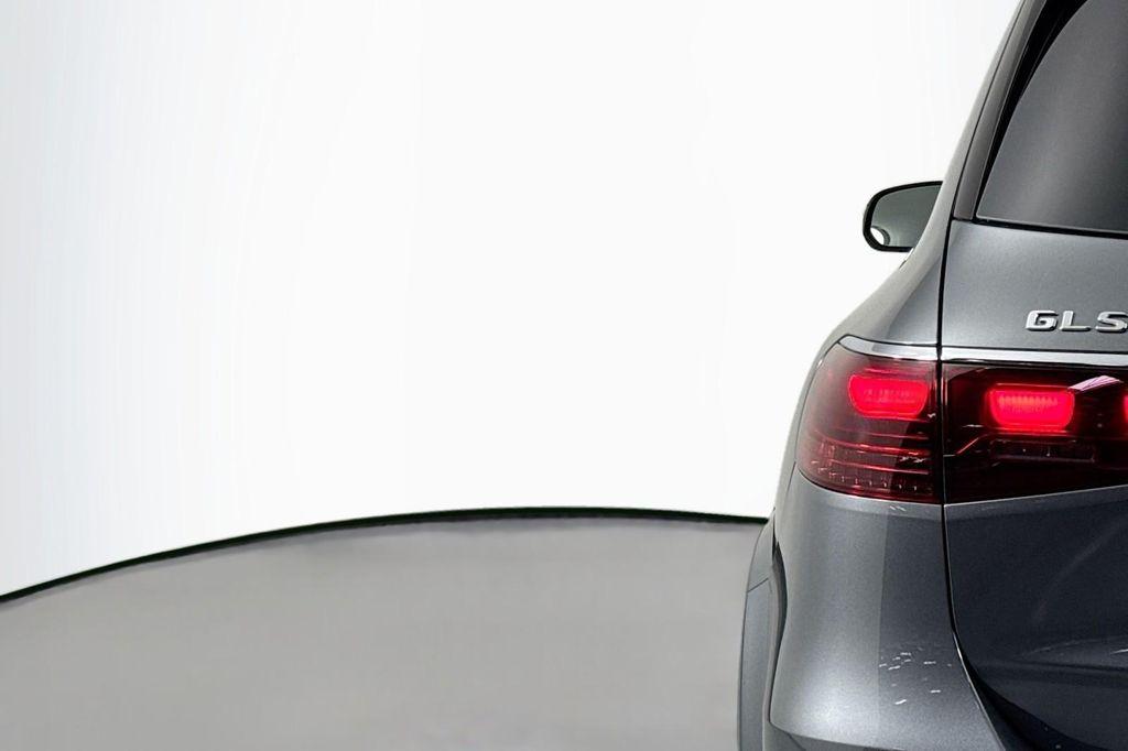 new 2025 Mercedes-Benz GLS 450 car, priced at $95,145
