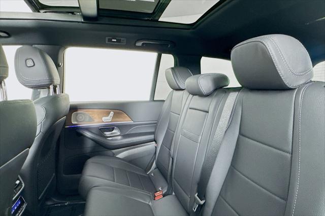 new 2025 Mercedes-Benz GLS 450 car, priced at $95,145