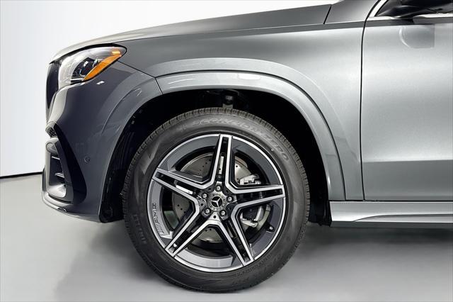 new 2025 Mercedes-Benz GLS 450 car, priced at $95,145