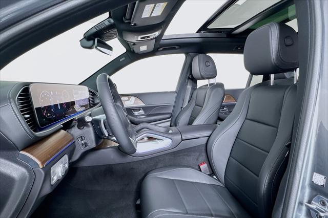 new 2025 Mercedes-Benz GLS 450 car, priced at $95,145