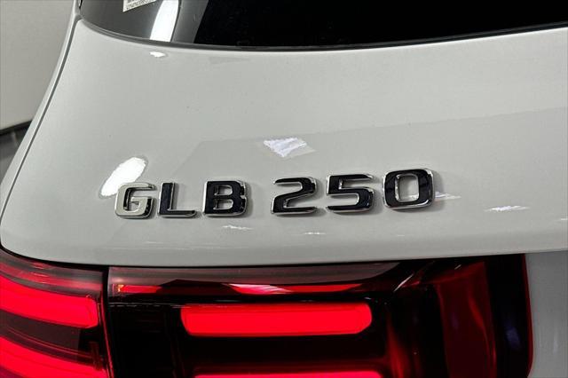 new 2025 Mercedes-Benz GLB 250 car, priced at $48,345