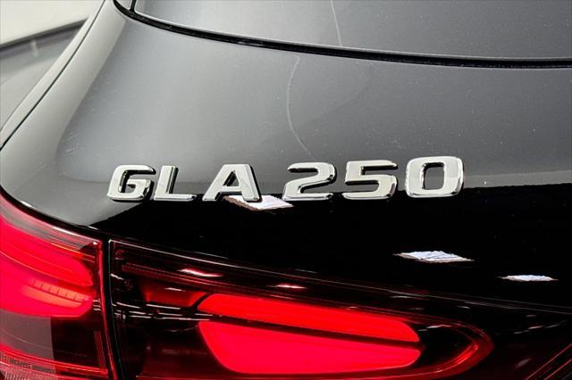 new 2025 Mercedes-Benz GLA 250 car, priced at $44,345