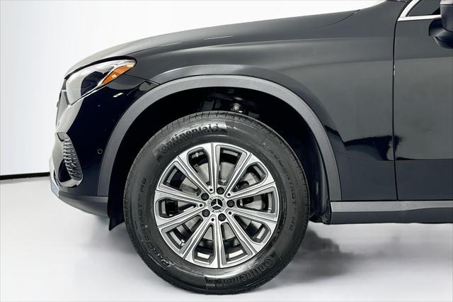 new 2025 Mercedes-Benz GLC 300 car, priced at $51,395