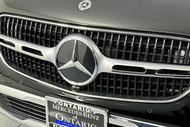 new 2025 Mercedes-Benz GLC 300 car, priced at $51,395