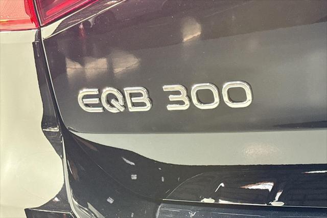 new 2024 Mercedes-Benz EQB 300 car, priced at $62,475