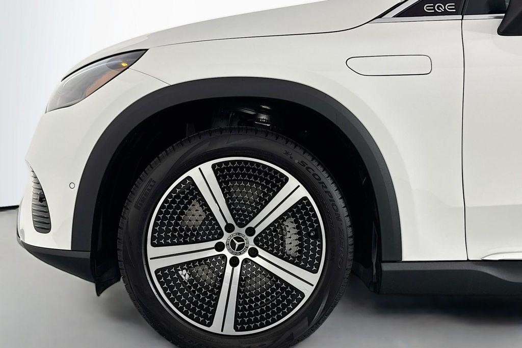 new 2026 Mercedes-Benz EQE 320 car, priced at $71,005