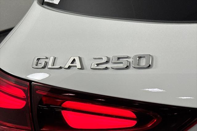 new 2025 Mercedes-Benz GLA 250 car, priced at $45,845