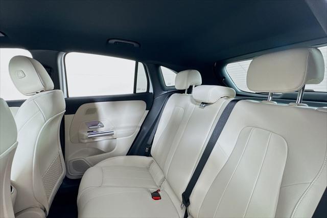 new 2025 Mercedes-Benz GLA 250 car, priced at $45,845