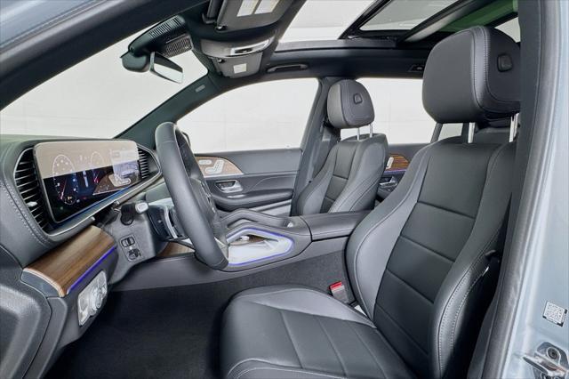 new 2025 Mercedes-Benz GLS 450 car, priced at $95,365