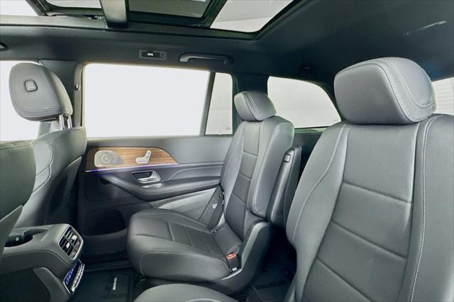 new 2025 Mercedes-Benz GLS 450 car, priced at $95,365