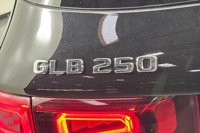 used 2020 Mercedes-Benz GLB 250 car, priced at $28,883