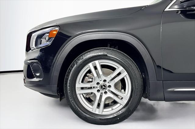 used 2020 Mercedes-Benz GLB 250 car, priced at $28,883