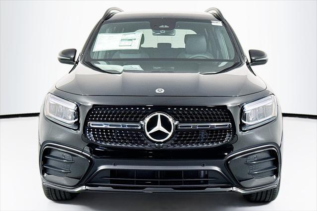 new 2024 Mercedes-Benz GLB 250 car, priced at $49,100