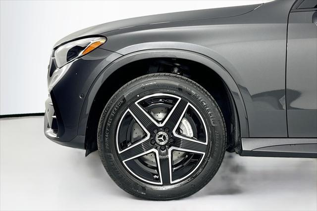 new 2025 Mercedes-Benz GLC 300 car, priced at $59,905