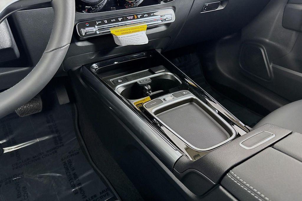 new 2026 Mercedes-Benz GLA 250 car, priced at $45,735