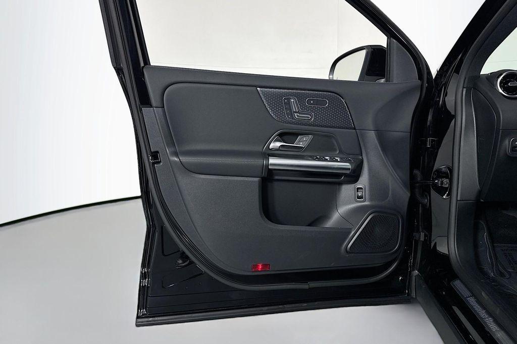 new 2026 Mercedes-Benz GLA 250 car, priced at $45,735