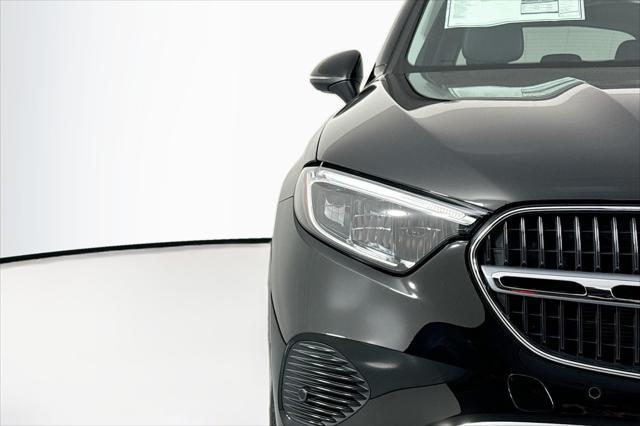 new 2025 Mercedes-Benz GLC 300 car, priced at $51,545