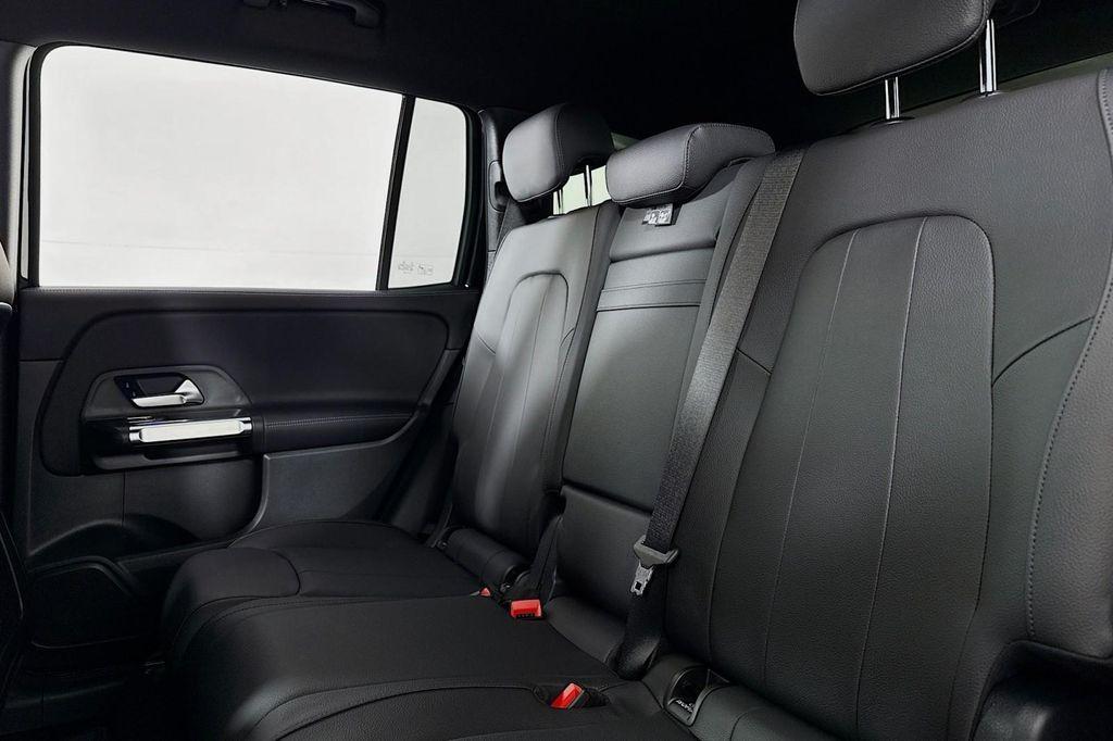 new 2025 Mercedes-Benz GLB 250 car, priced at $47,145