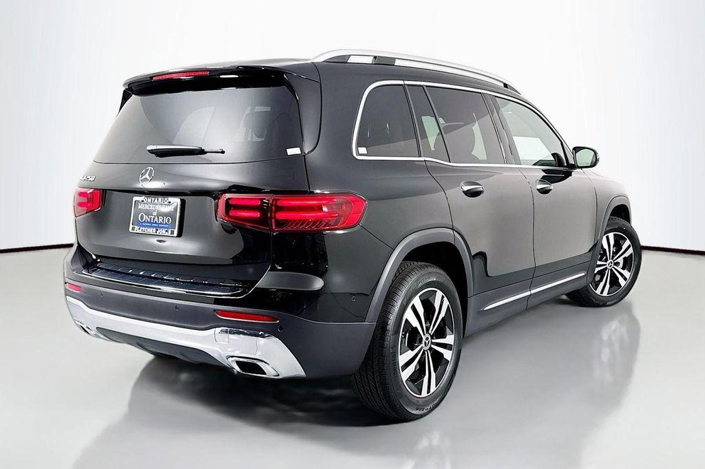 new 2025 Mercedes-Benz GLB 250 car, priced at $47,145