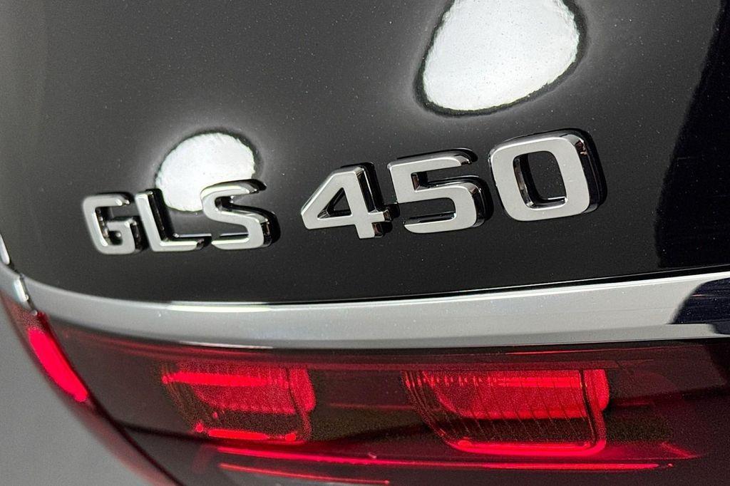 new 2026 Mercedes-Benz GLS 450 car, priced at $93,615
