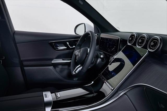 new 2025 Mercedes-Benz GLC 300 car, priced at $51,415