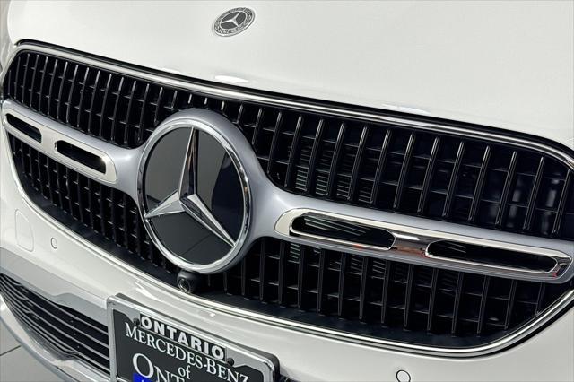 new 2025 Mercedes-Benz GLC 300 car, priced at $51,415