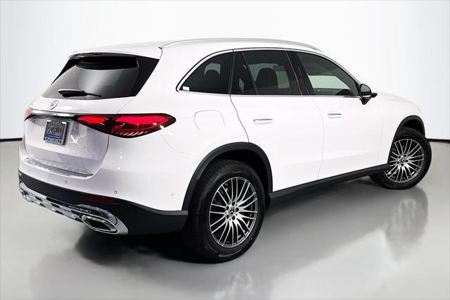 new 2025 Mercedes-Benz GLC 300 car, priced at $51,415