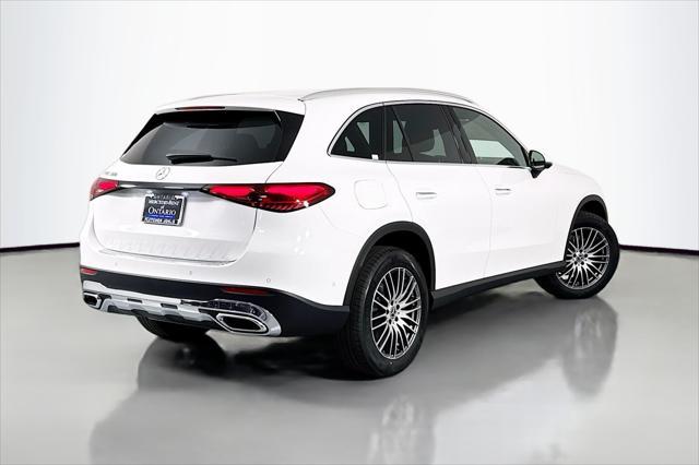 new 2025 Mercedes-Benz GLC 300 car, priced at $51,415