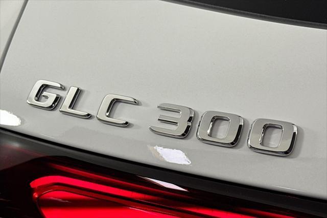 new 2025 Mercedes-Benz GLC 300 car, priced at $51,415