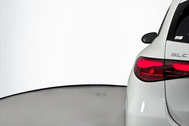 new 2025 Mercedes-Benz GLC 300 car, priced at $51,415