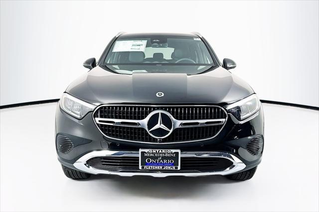 new 2025 Mercedes-Benz GLC 300 car, priced at $51,395