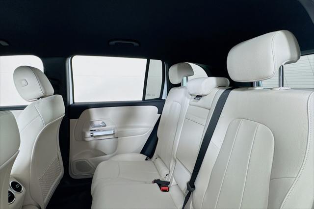 new 2025 Mercedes-Benz GLB 250 car, priced at $47,145
