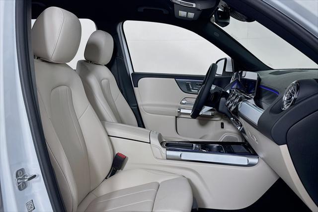 new 2025 Mercedes-Benz GLB 250 car, priced at $47,145