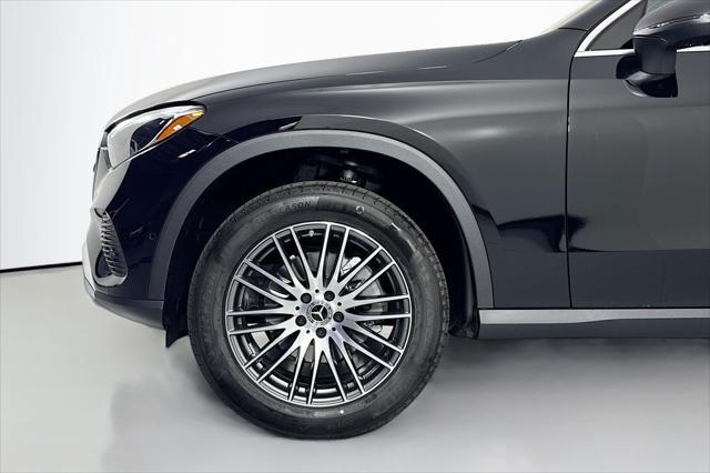 new 2025 Mercedes-Benz GLC 300 car, priced at $51,415