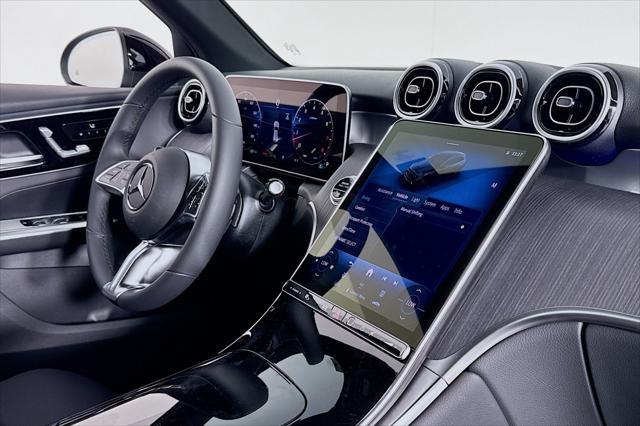 new 2025 Mercedes-Benz GLC 300 car, priced at $51,415